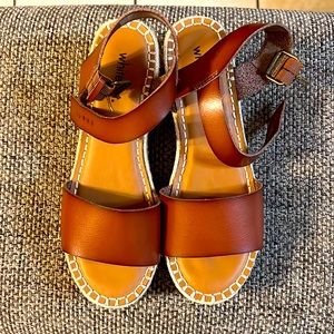 NWOT White Mountain Espradrilles